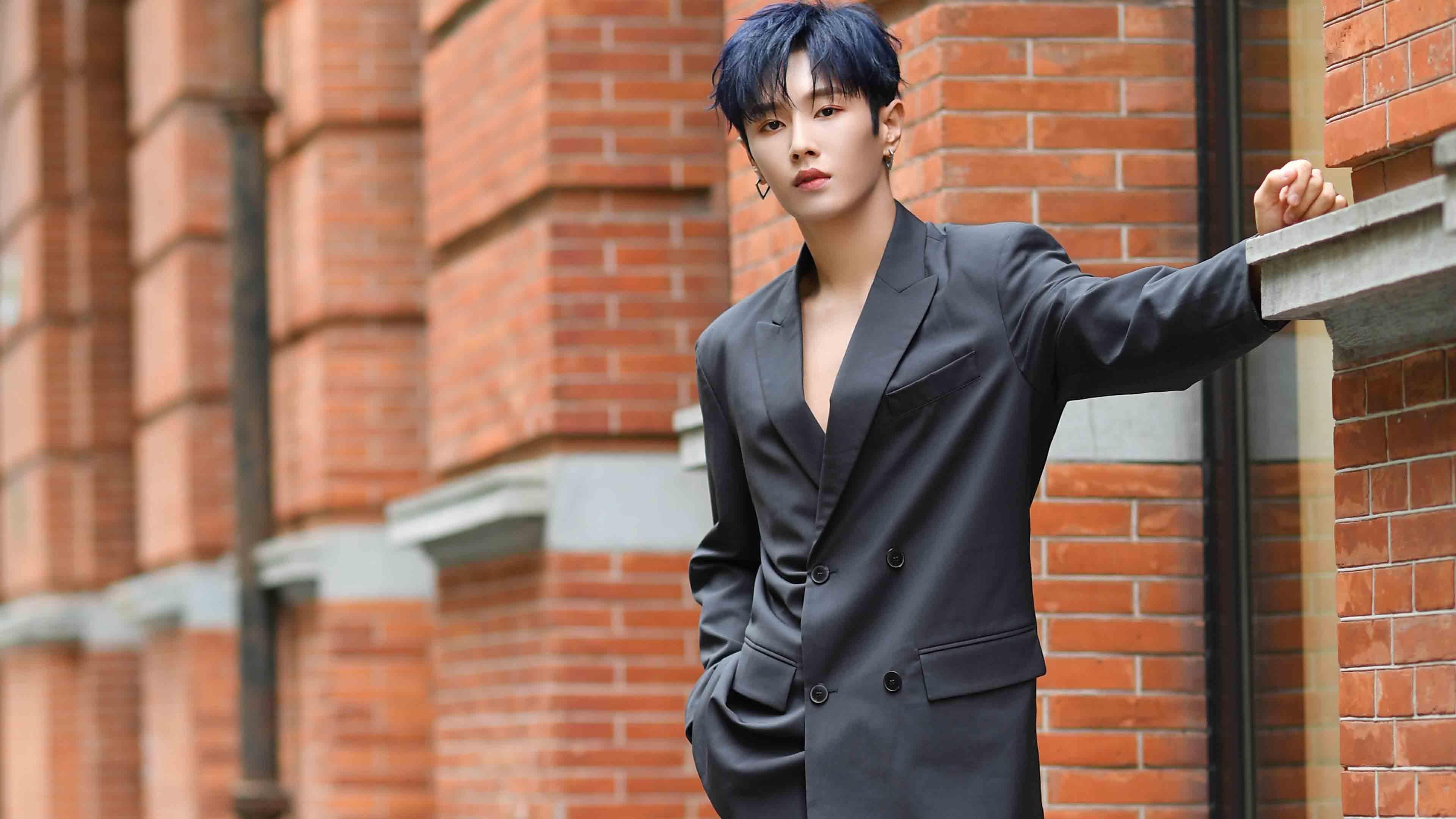 “裁判判罚引争议,中超比赛中遇到的挑战”,中超裁判要求